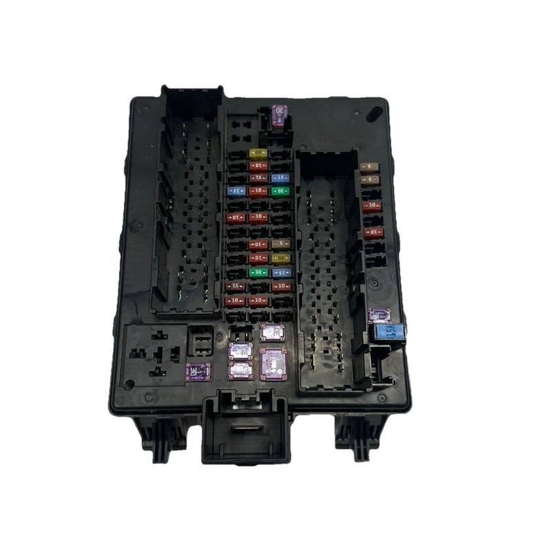 Chevrolet Traverse junction box 2020 fuse relay block box assembly OEM 84604297