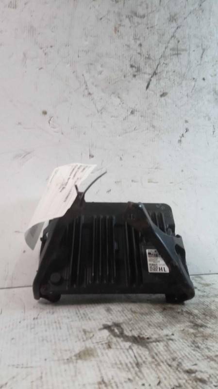 Used Air Bag Module fits: 2018 Toyota Camry Air Bag under console 2.5L A25AFXS e