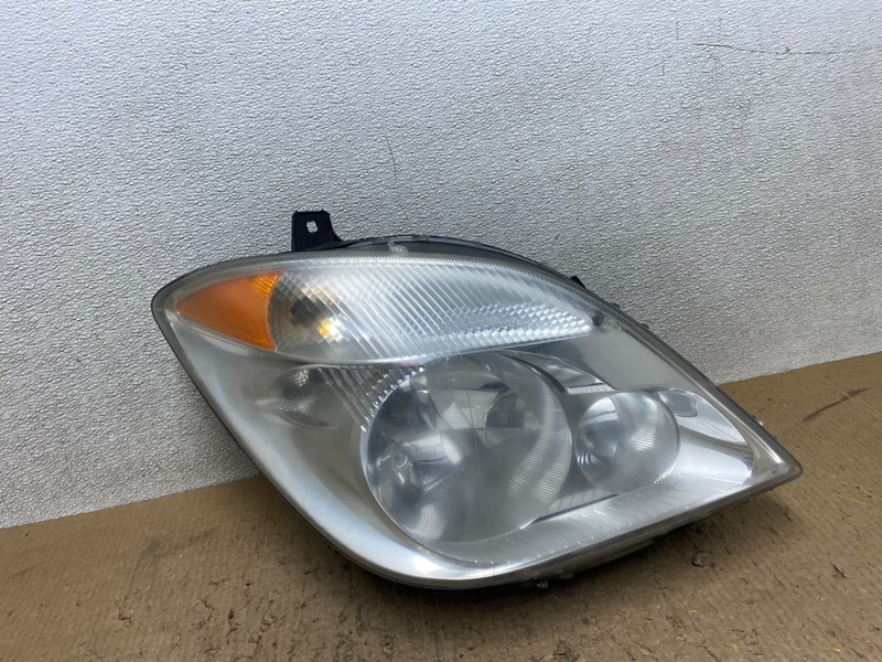 2007 to 2013 Mercedes Sprinter Headlight Right Passenger Halogen Oem W8197 DW