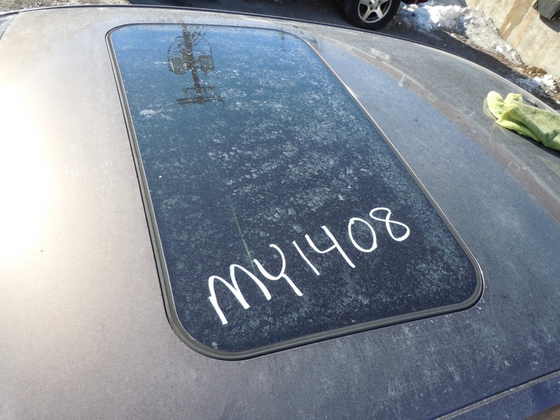 2011-2018 Volkswagen Jetta Sedan Sun Roof Glass OEM
