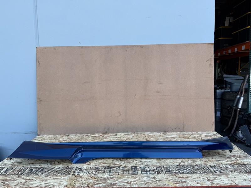 INFINITI Q60 2017-2022 OEM LEFT DRIVER ROCKER PANEL SKIRT SKIRT MOLDING (BLUE)