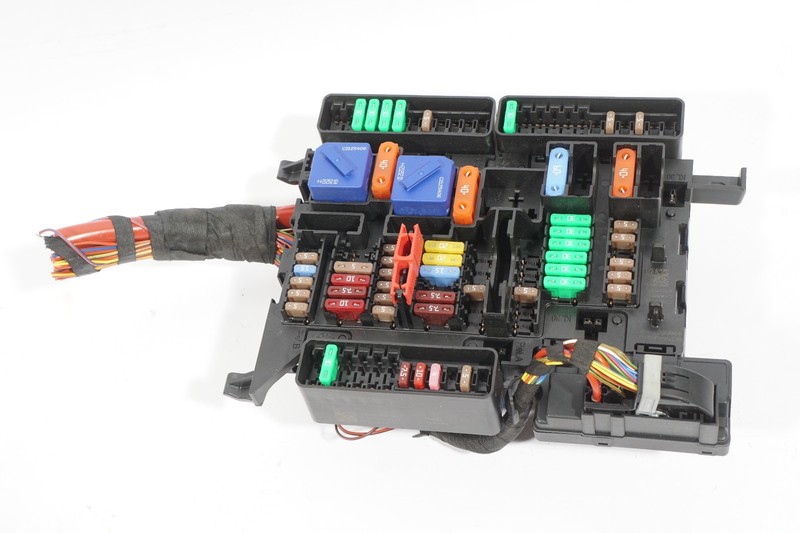 2021 - 2024 BMW 228I F44 GRAN COUPE Power Distribution Box Fuse Box OEM