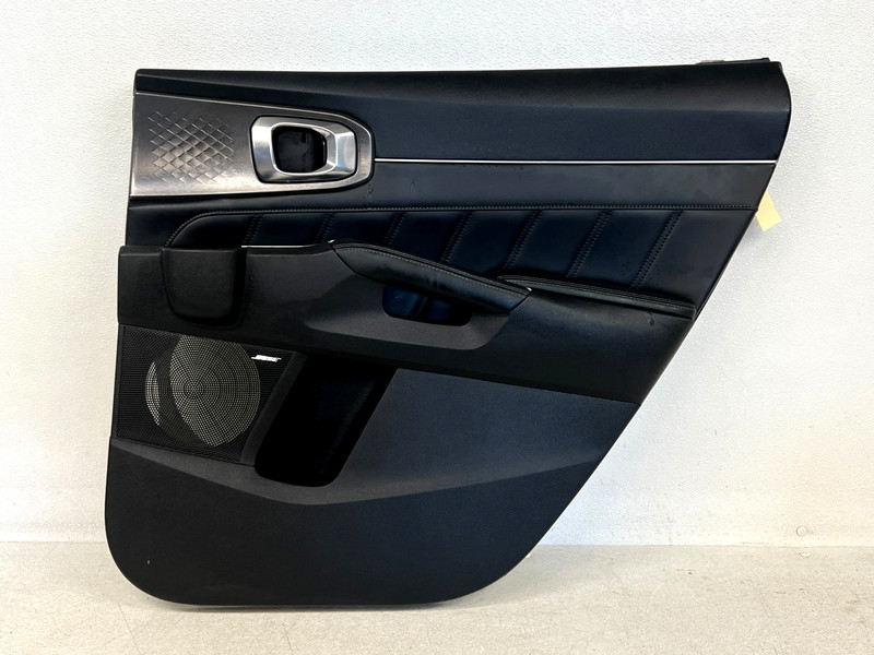 ⭐2021-2025 KIA SORENTO REAR RIGHT PASS SIDE INTERIOR DOOR TRIM PANEL OEM LOT2700
