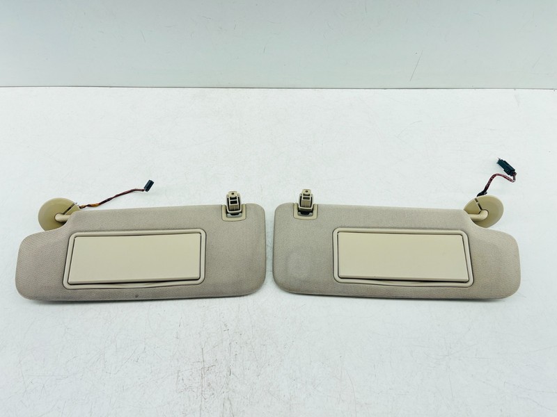 13-19 Cadillac XTS FRONT LEFT RIGHT SUN VISOR SET OEM