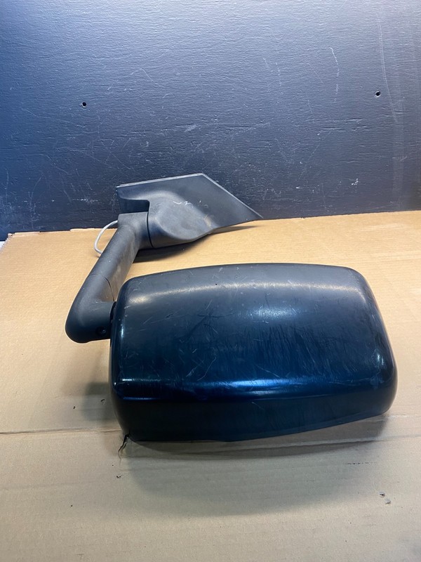 2003 2005 Chevrolet Express Savana Left Driver LH Side View Mirror AC8002 DG