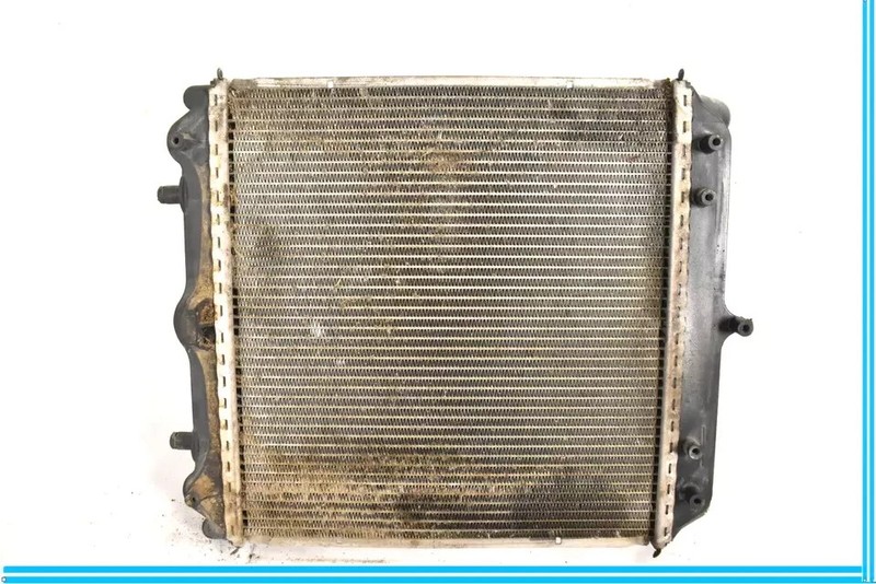 97-04 Porsche Boxster 986 911 Right Engine Coolant Cooler Radiator OEM