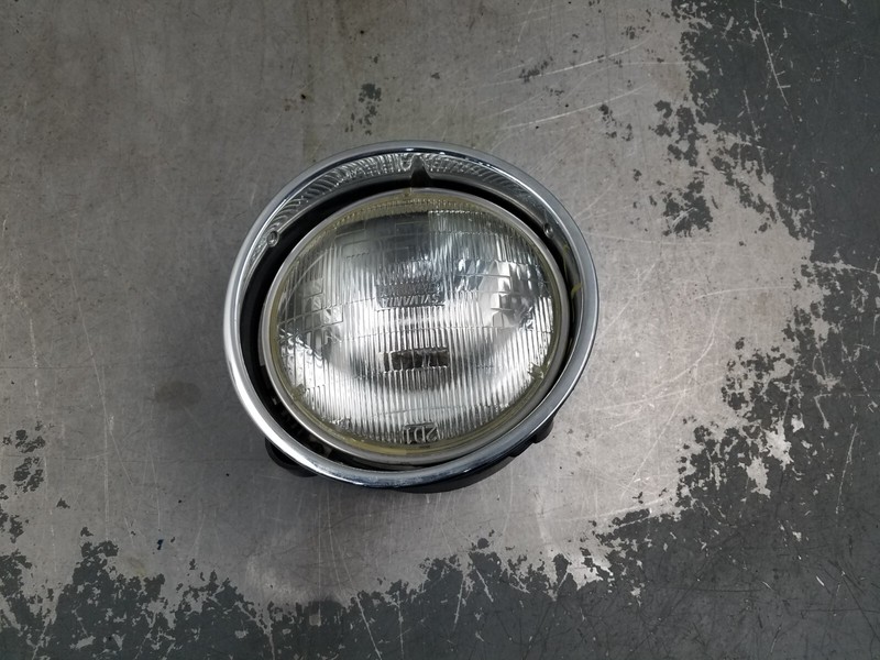 2003 Jeep Wrangler TJ Rubicon 4x4 Right Pass Head Light Bucket Bezel #6608 Q3