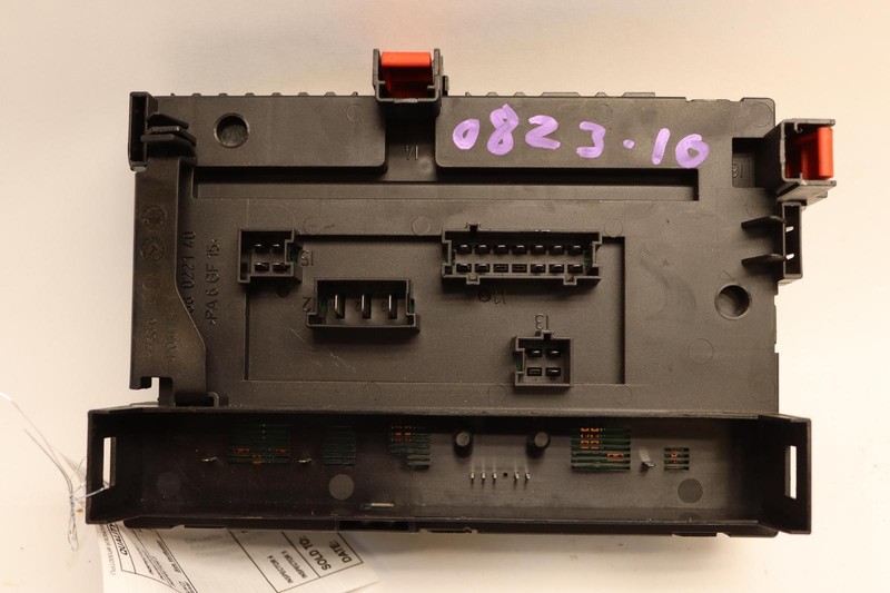2010-2013 MERCEDES S-CLASS S550 W221 REAR SAM JUNCTION FUSE BOX BLOCK OEM