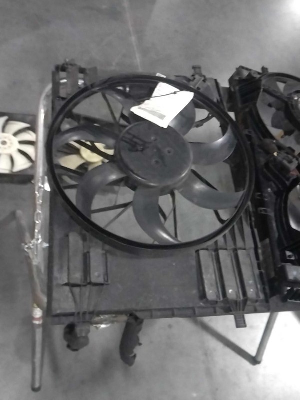 2020 Mercedes-Benz A-Class Engine Cooling Fan Motor OEM 2479067906 114K Miles