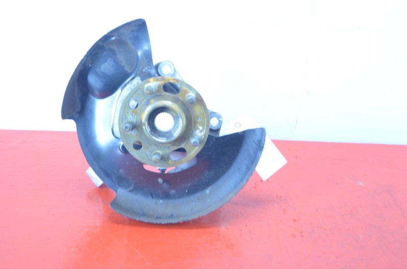 10-17 GMC TERRAIN FRONT LEFT DRIVER SIDE SPINDLE KNUCKLE HUB BEARING OEM