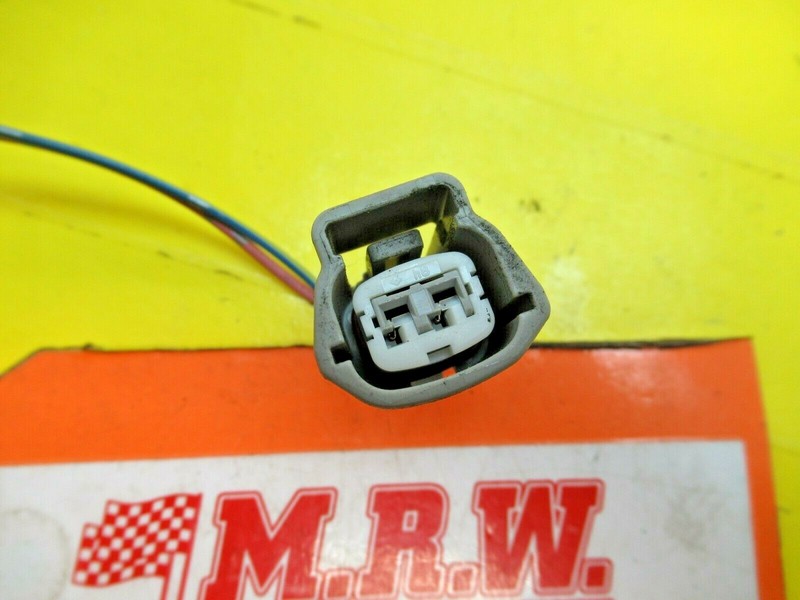WIRE PLUG CONNECTOR off PURGE VALVE TOP REAR 3.5L ENGINE MOTOR for G35 M35 FX35