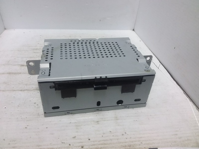 Radio Receiver AM FM CD MP3 Fits 17-18 C-MAX HM5T-19C107-LA