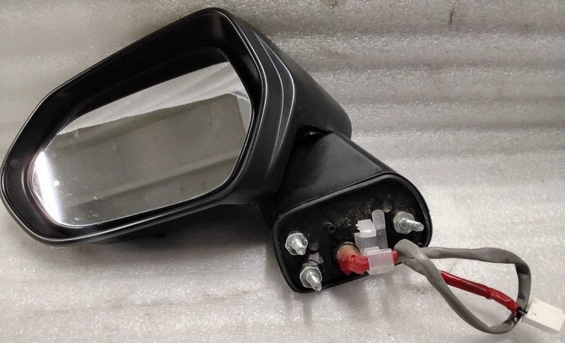 2020-2024 Toyota Corolla Sdn LH Door Mirror less cap 12103