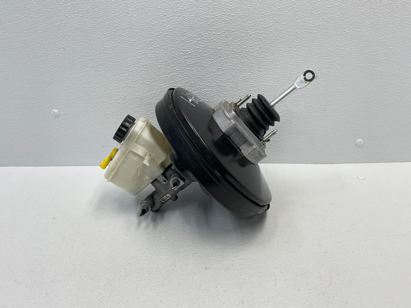 12 13 14 15 BMW Z4 sDrive28i E89 Power Brake Booster Master Cylinder 1465 OEM