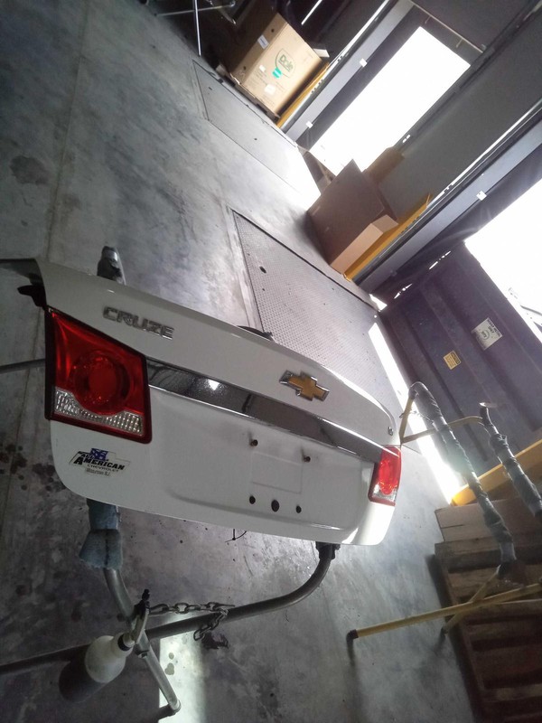 2015 Chevrolet Cruze White Deck Lid OEM Used 95213160 4DR SED WHT UNK