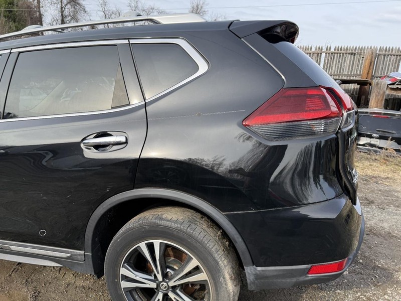 2017-2018 Nissan Rogue Left Driver Side Quarter Panel Black