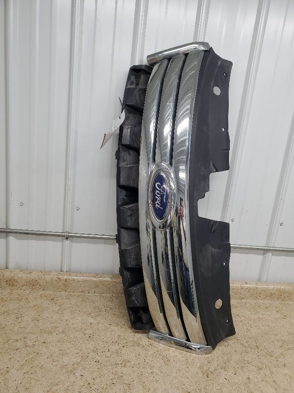 Grille Fits 08-09 TAURUS 302482