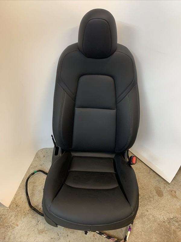 ⚡️2024 Tesla Model Y Front Right Passenger Seat Black 21149