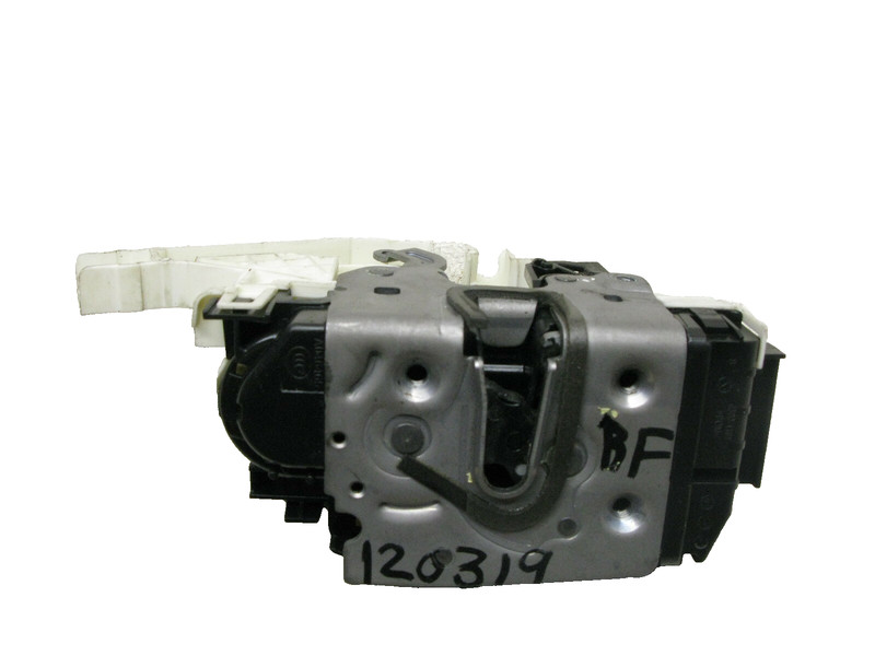 10-16 MERCEDES W207 E350 E550 COUPE CONVERTIBLE FRONT RIGHT DOOR LOCK LATCH 1203