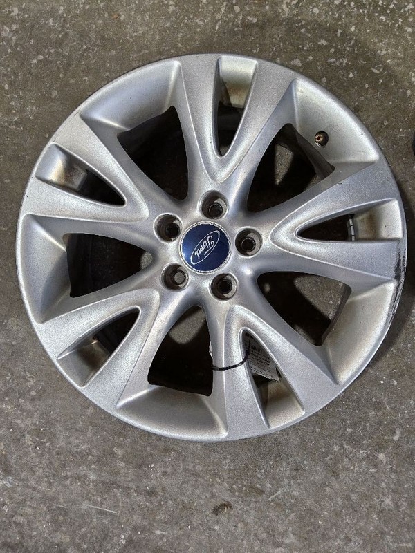 2010-2012 Ford Taurus Wheel Rim 18x171/2 Aluminum 10 Spoke Painted Silver w/TPMS