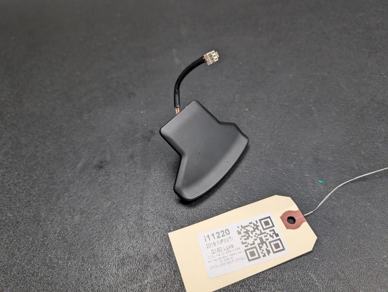 Steering Wheel Right Paddle Shift Switch Up 2019 Infiniti QX50 25549-5NA0A 20-24