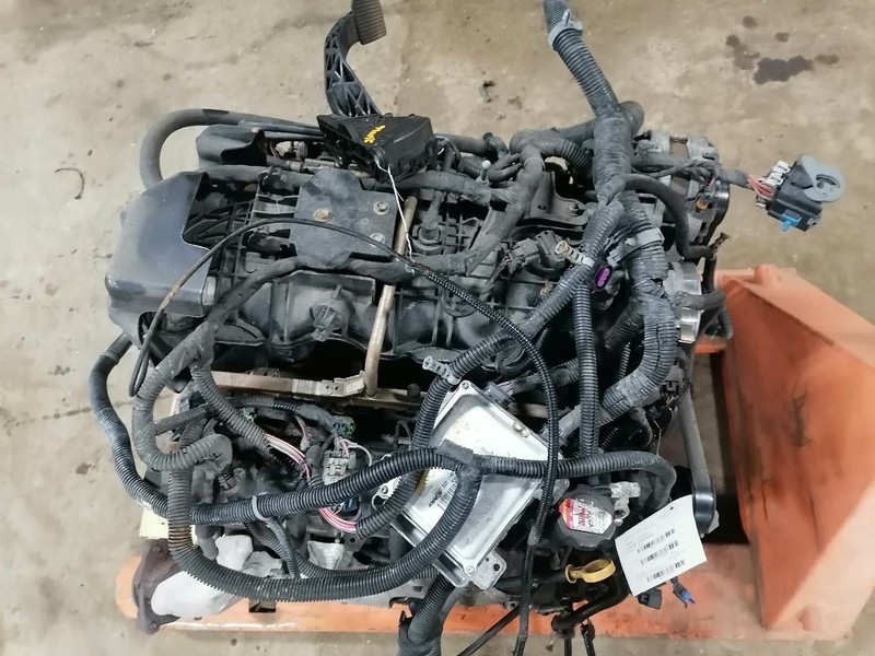 Engine 5.3L VIN 7 8th Digit Opt LC9 Fits 10-14 SUBURBAN 1500 1756409