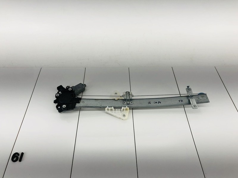 12-16 SUBARU IMPREZA FRONT RIGHT SIDE DOOR WINDOW REGULATOR W/ MOTOR OEM