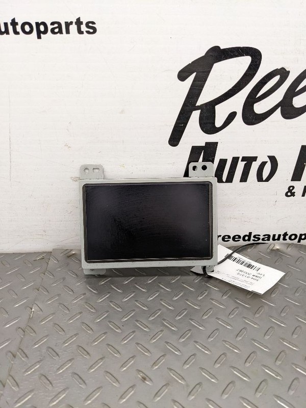 Info-GPS-TV Screen Display Screen Dash Mounted Lower Fits 10-17 TERRAIN 1161280