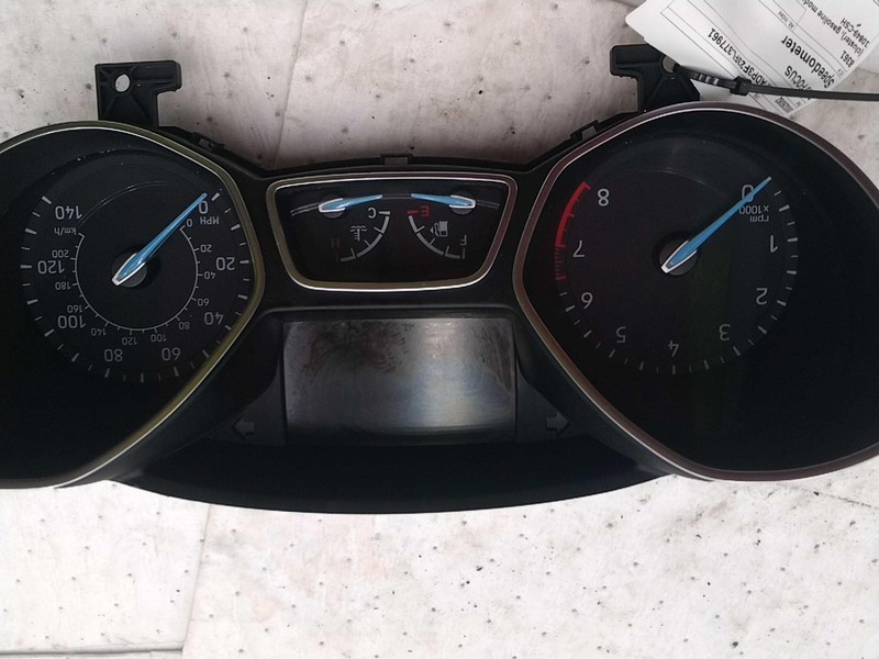 2015 Ford Focus Speedometer Gauge OEM White 118K Miles - NJ25-26082-665292