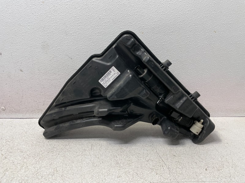 15 16 17 18 Porsche Macan Front Windshield Washer Reservoir Tank Bottle 1372 OEM