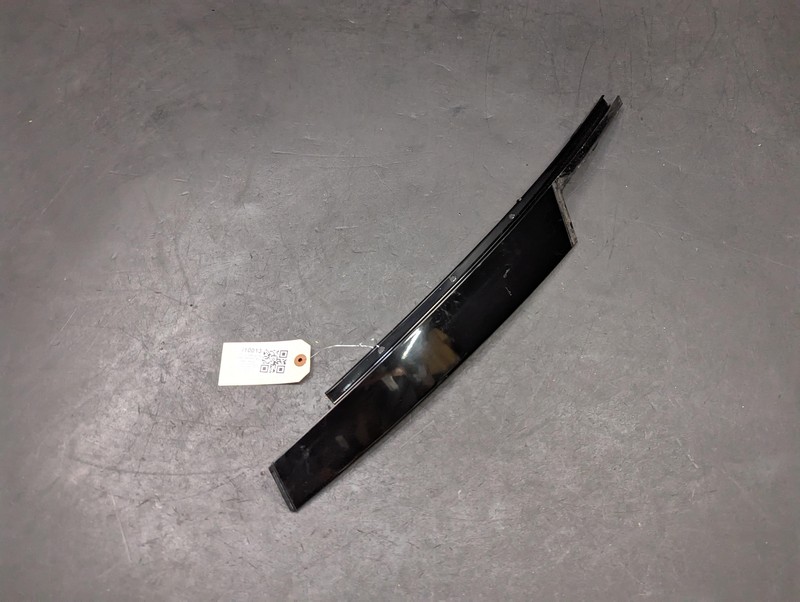 Front Right Door Window Rear Molding 2019 Infiniti Q50 802D2-4GA1A 2014 - 2022