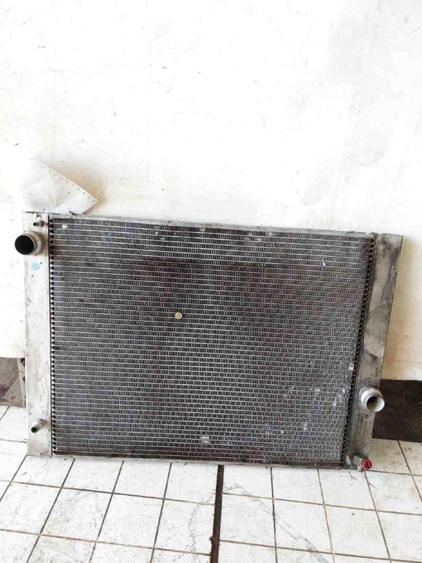 Radiator BMW 750I 06