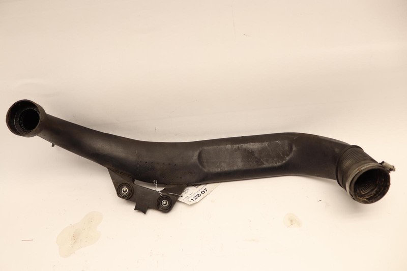 2007-2010 BMW 335I E92 N54 TURBO ENGINE AIR INTAKE CHARGE PIPE INLET DUCT OEM