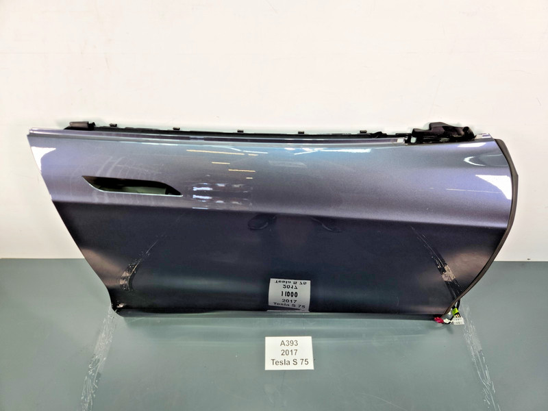 ✅ 16-20 OEM Tesla Model S Front Right Passenger Door Shell Panel Gray PMNG *