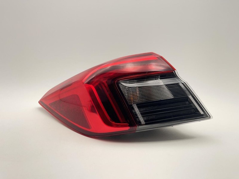 2022-2024 HONDA CIVIC LEFT TAILLIGHT SCRATCHES 66083