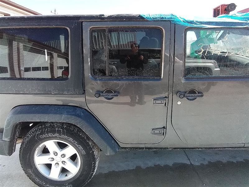 Passenger Rear Side Door Full Door VIN W 6th Digit Fits 11-18 WRANGLER 3196810
