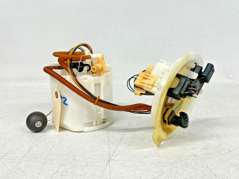 ⭐2016-2019 BMW 750I G12 GAS FUEL TANK PUMP SENDING UNIT LEVEL SENSOR OEM LOT2722