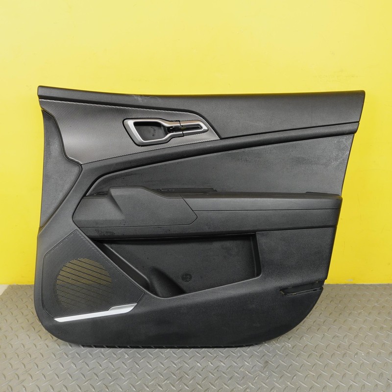 2023-2025 KIA SPORTAGE FRONT RIGHT INNER DOOR TRIM PANEL OEM 82304P1000