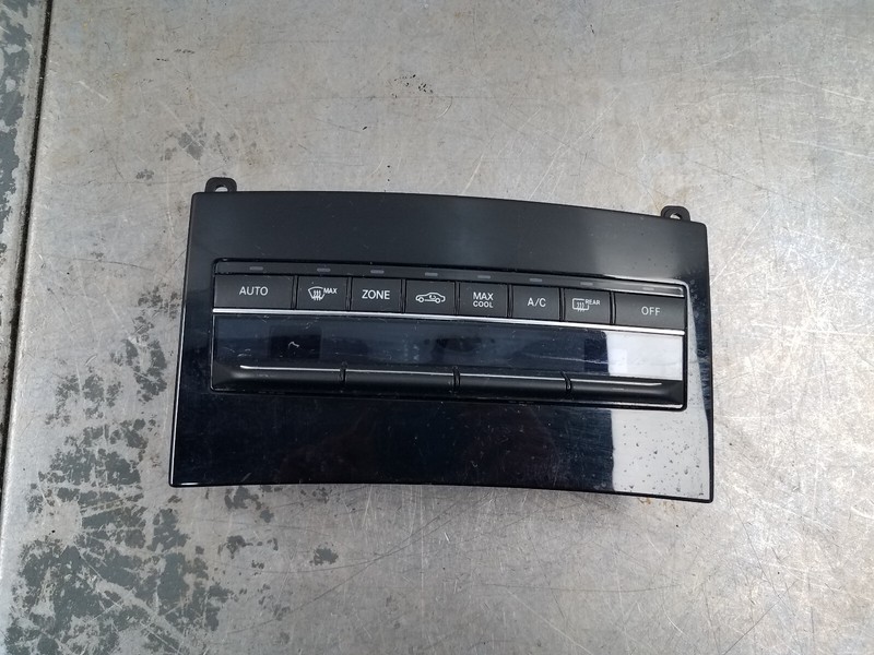 2014 Mercedes AMG E 63 S Climate Control Switch #9590 Q3