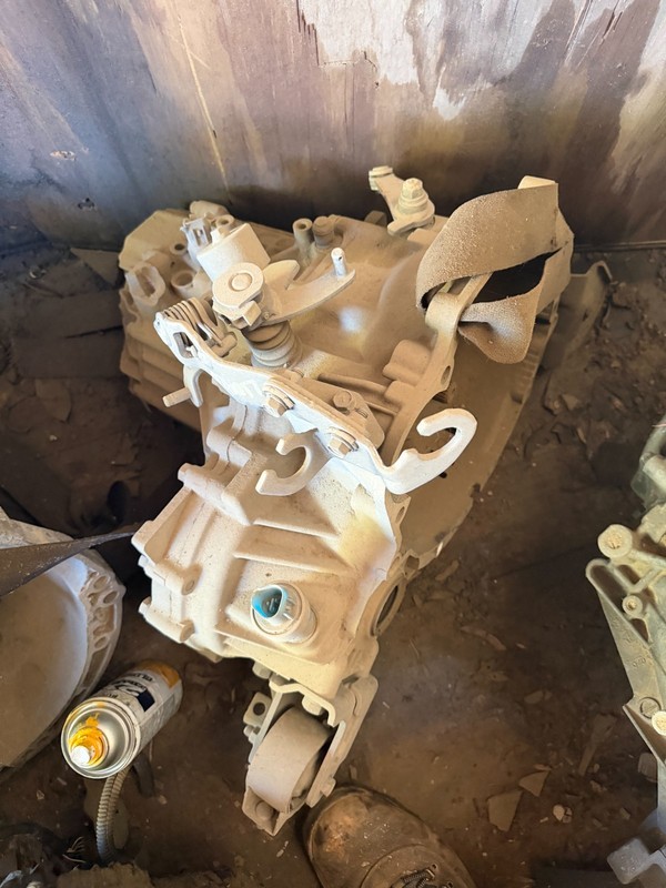 97-01 HYUNDAI TIBURON 2.0 FWD MANUAL TRANSMISSION ASSEMBLY -M/T - 106000 MILE