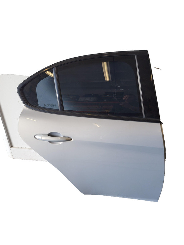 Used Oem Alfa Romeo Right Passenger Rear Door for 2021 Alfa Romeo Giulia 2.0L