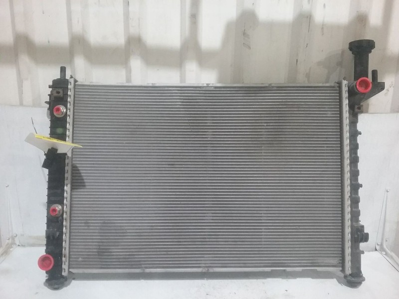 2008-2017 Buick ENCLAVE Radiator AT w/o Heavy Duty Cooling