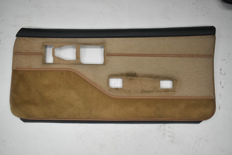1982-1992 CAMARO RH PASSENGER DOOR PANEL VINTAGE OEM- GOLDEN TAN*USED*