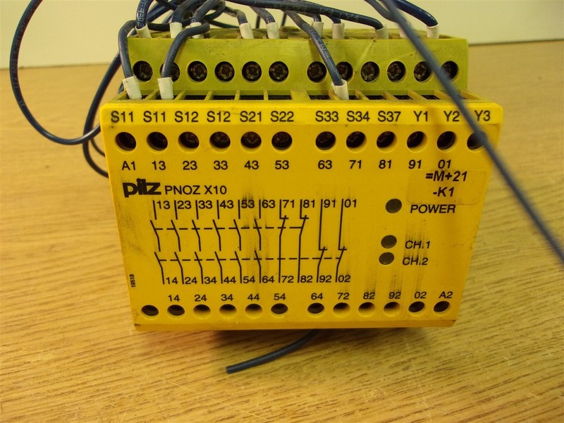 Pilz PN0Z X10 Safety Relay, 24VDC *FREE SHIPPING*