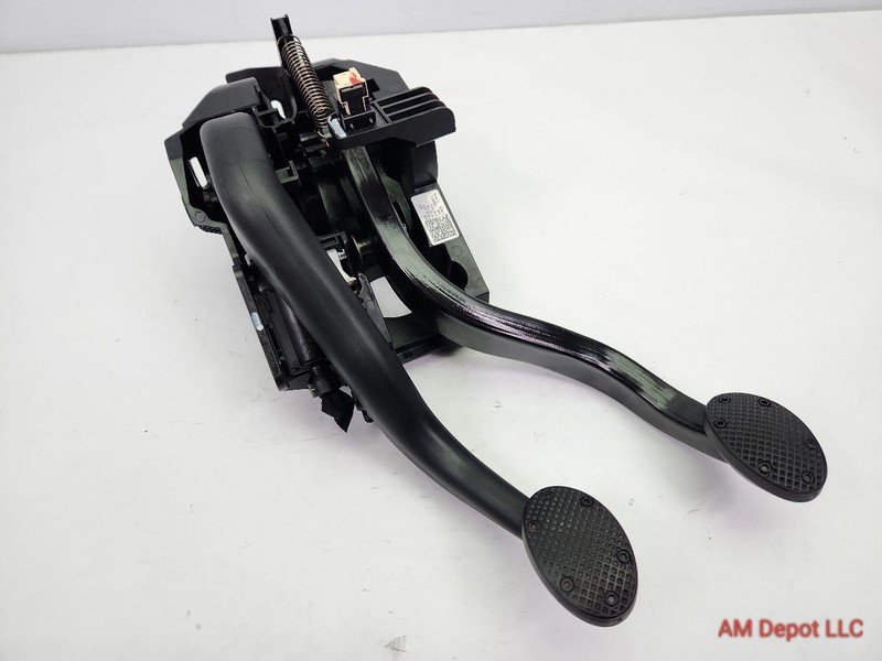 2017 Mini Cooper S F56 F55 F54 F57 Brake Clutch Pedal Assembly Manual Trans
