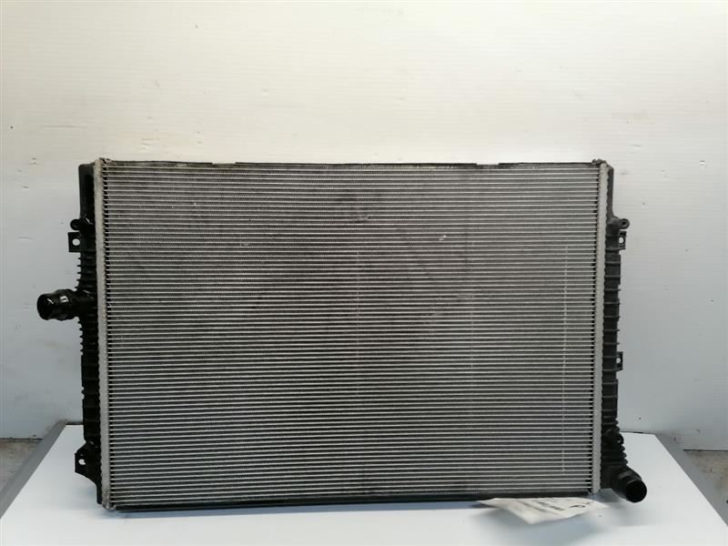 Radiator Fits 14-20 PASSAT 1395092