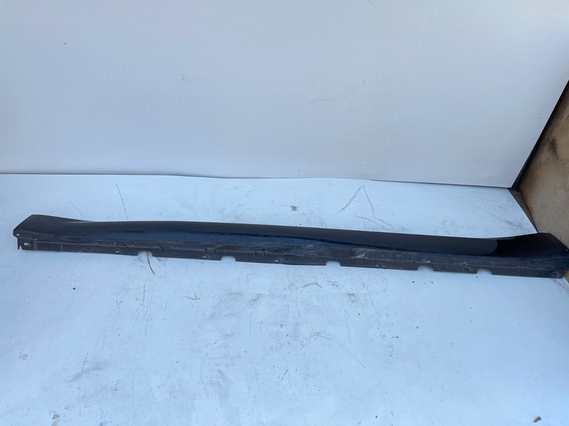 2017-2019 ALFA ROMEO GIULIA LEFT DRIVER SIDE SKIRT ROCKER PANEL MOLDING OEM