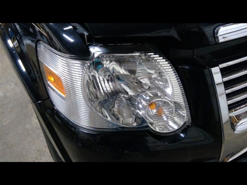 Passenger Right Headlight Clear Background Fits 06-10 EXPLORER 1062690