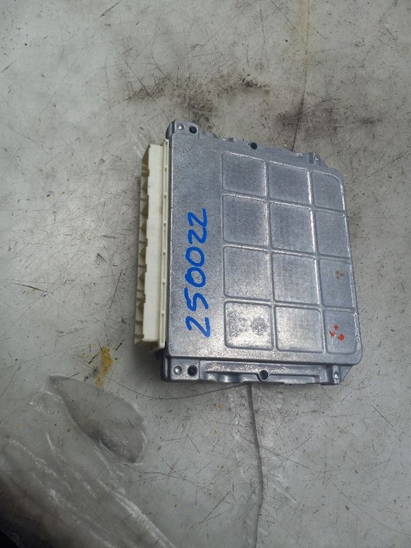 11 TOYOTA TACOMA ECM ELECTRONIC CONTROL MODULE 4.0L PASSENGER RIGHT DASH