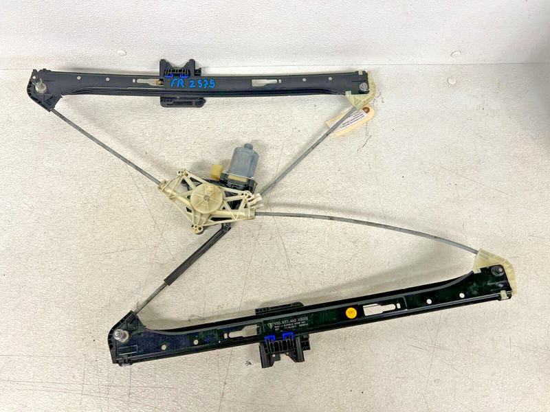 ⭐2015-2024 PORSCHE MACAN S FRONT RIGHT PASS DOOR WINDOW REGULATOR OEM LOT2575